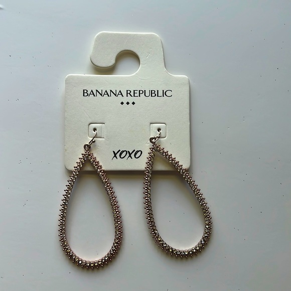 Banana Republic Jewelry - Banana Republic oval shaped bronze color pair of earrings